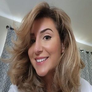 Meet your Posher, Selina